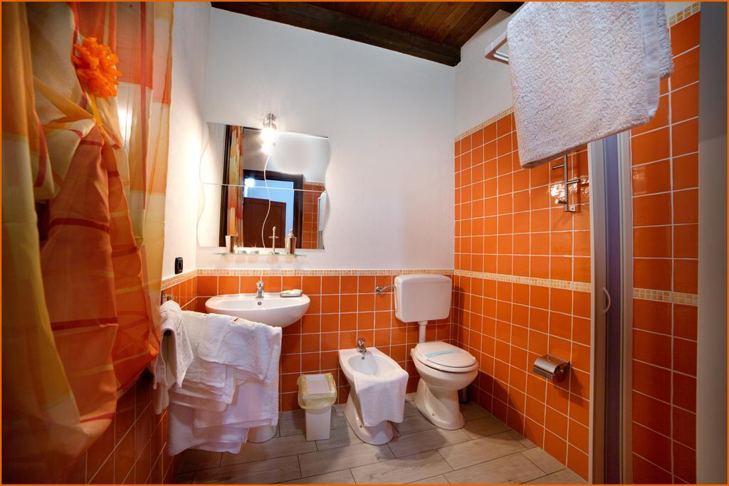 Bed and Breakfast Ai Parchi Dei Parrini Partinico Zimmer foto